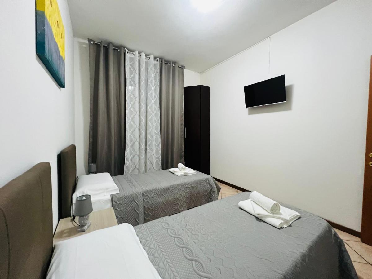 Casa Vacanza Elena 2 Βερόνα Εξωτερικό φωτογραφία