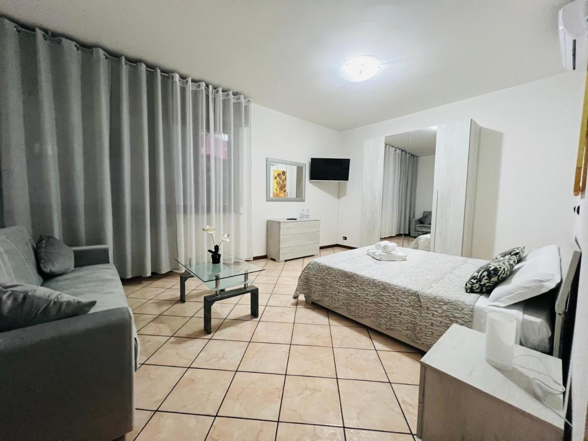 Casa Vacanza Elena 2 Βερόνα Εξωτερικό φωτογραφία