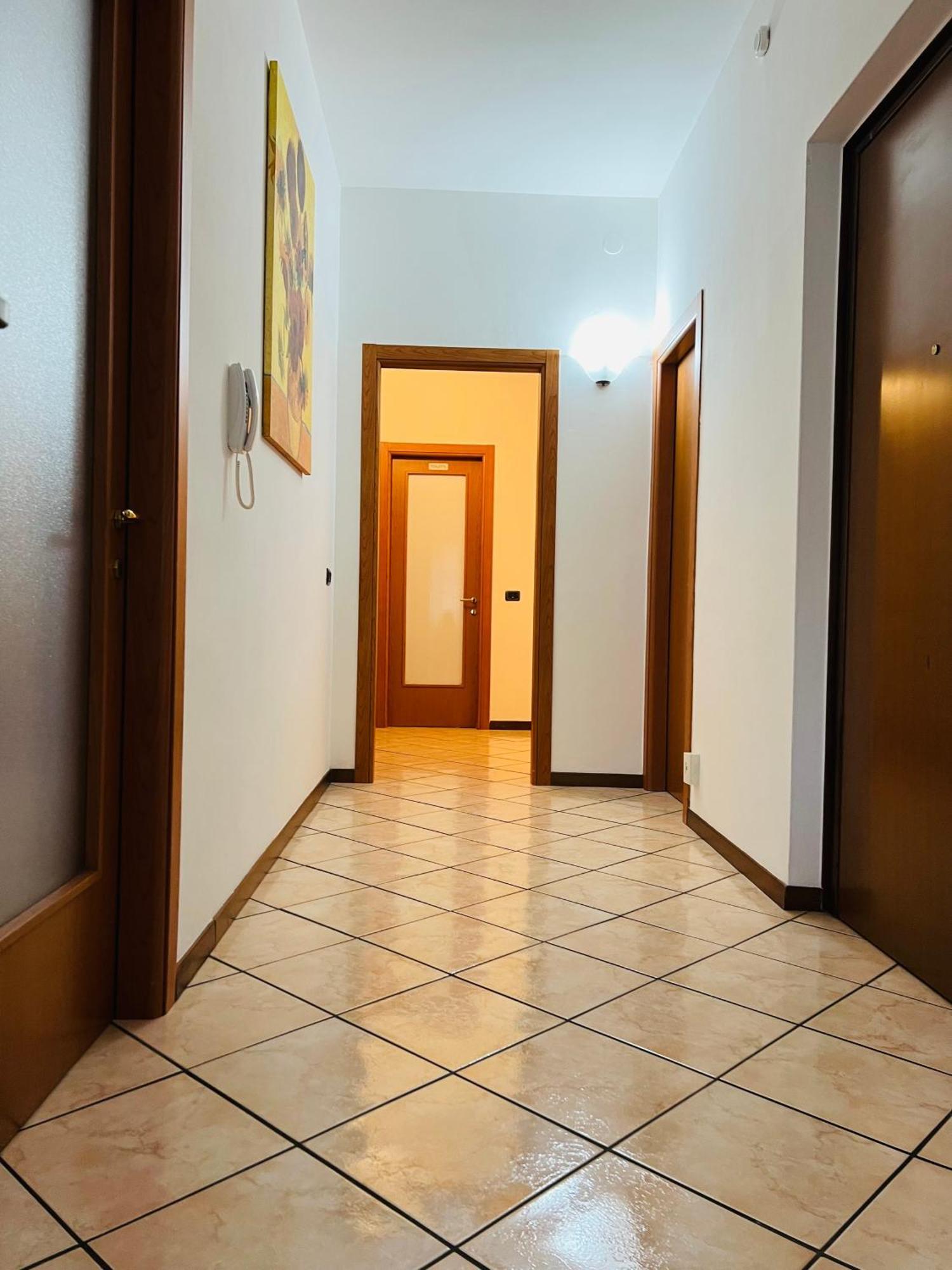 Casa Vacanza Elena 2 Βερόνα Εξωτερικό φωτογραφία
